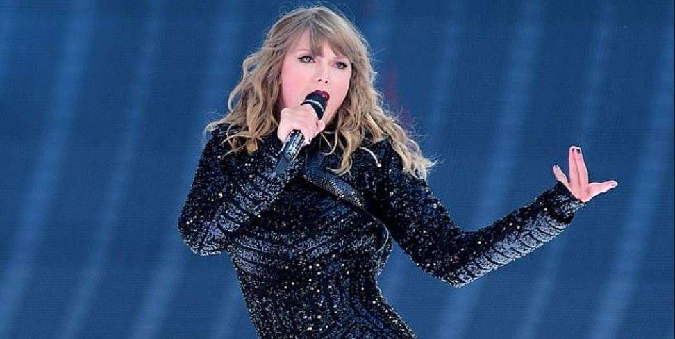 Taylor Swift thotë se ka të vendosura kamera të sigurisë në të gjitha vendet ku qëndron