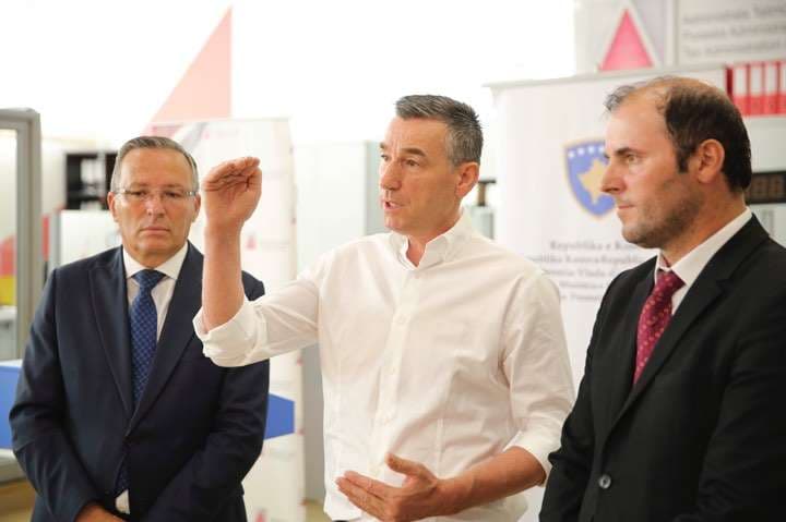 Veseli viziton ATK-në, ka një premtim për tatimpaguesit
