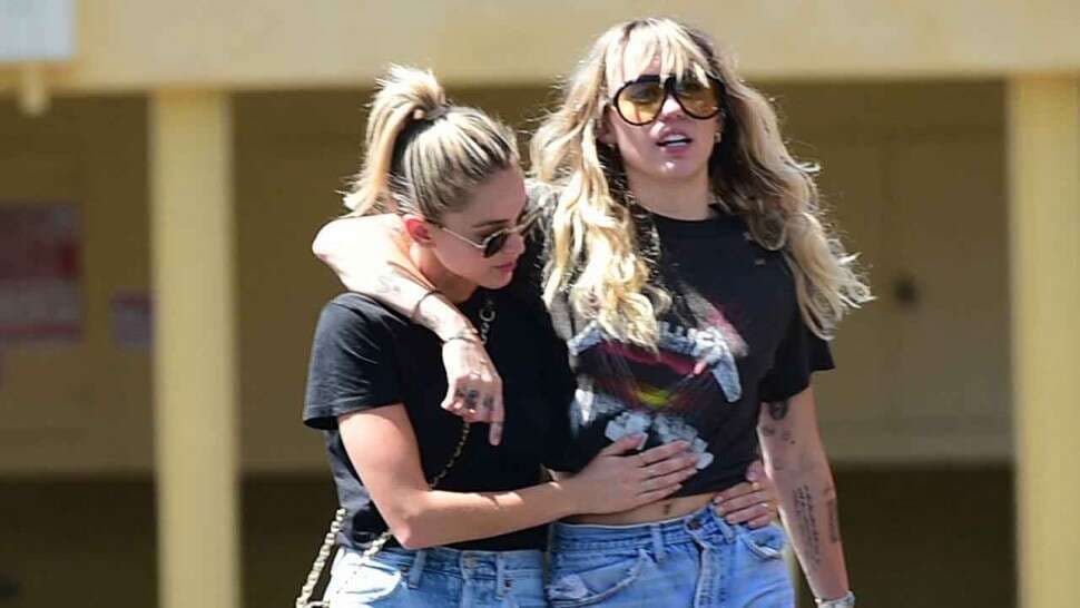 Miley Cyrus ndahet nga Kaitlynn Carter