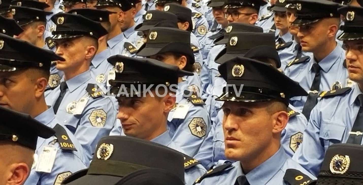 Aleksandar Vuçiq – polici i ri i Kosovës (FOTO)