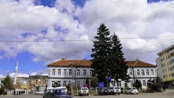 Dragashi vetkarantinohet, në pritje të rezultatit për një rast të dyshimtë me Covid-19