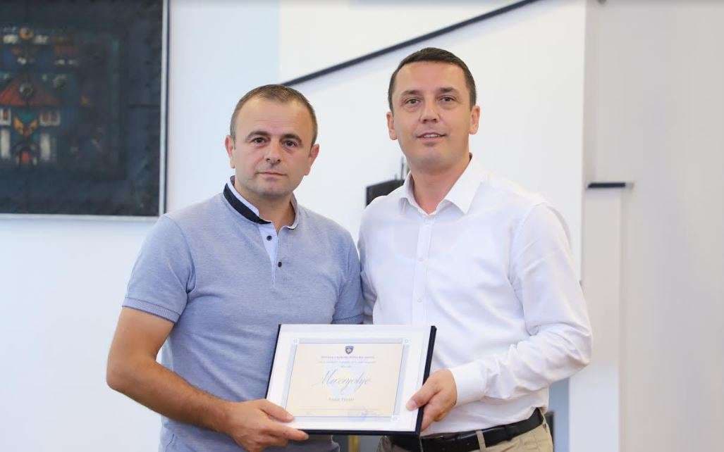 Kujtim Gashi ndan mirënjohje për ish-mundësin Sadik Ferati