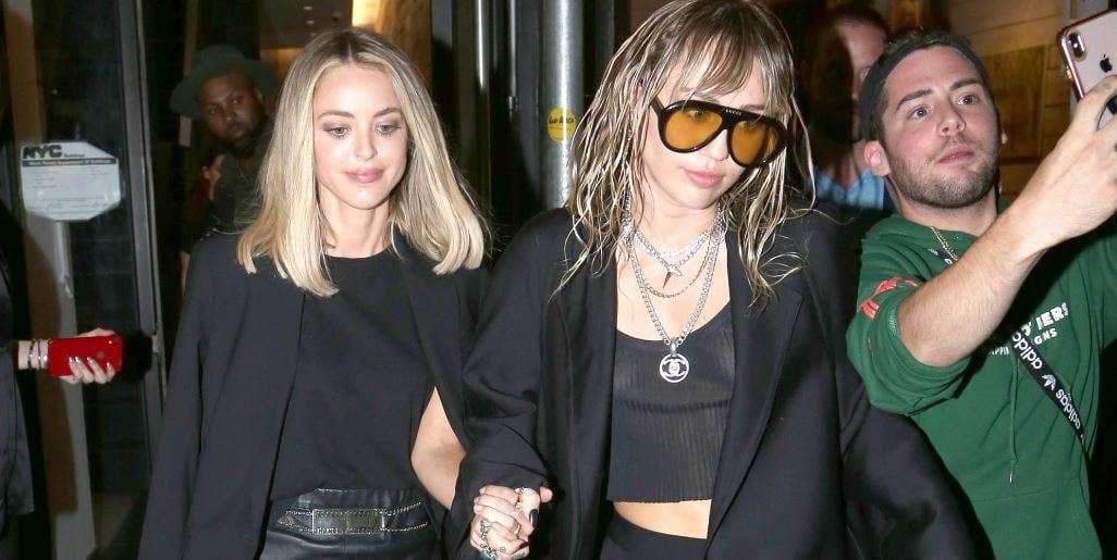 Miley Cyrus dhe Kaitlynn Carter më të dashuruara se ndonjëherë më parë