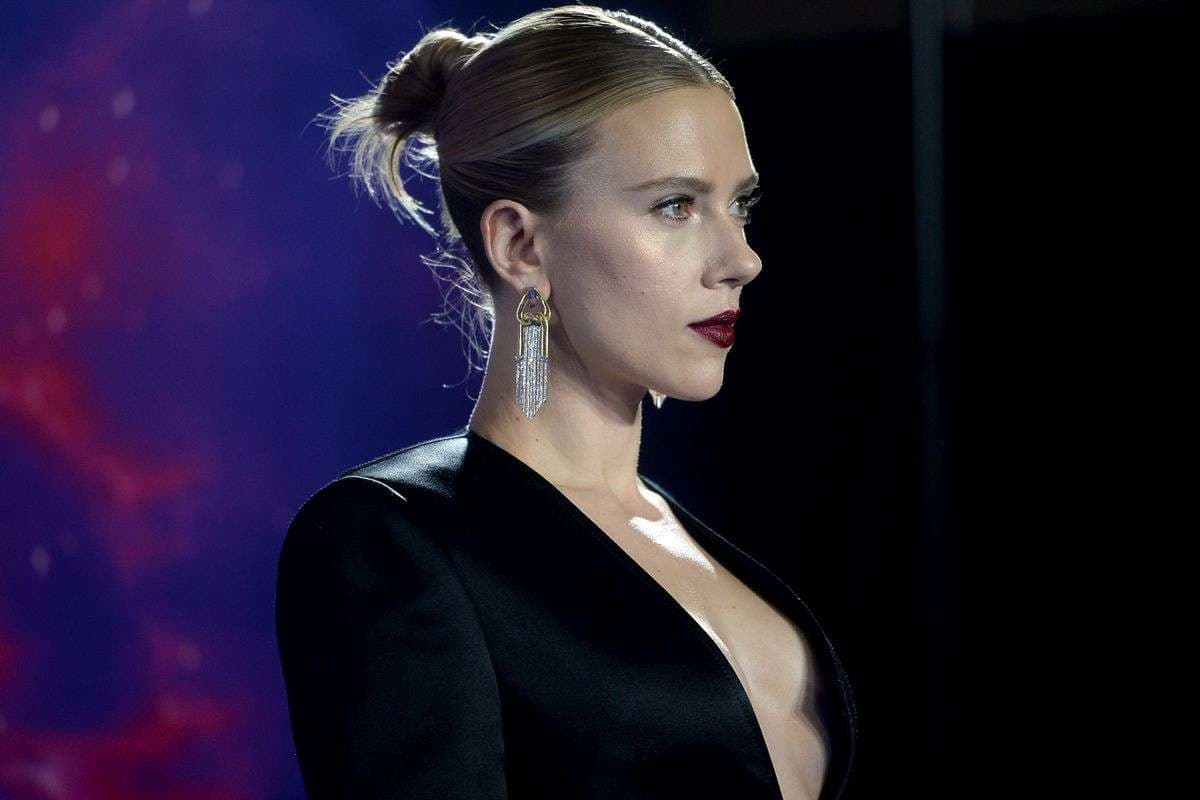 Scarlett Johansson e lumtur me jetën e saj
