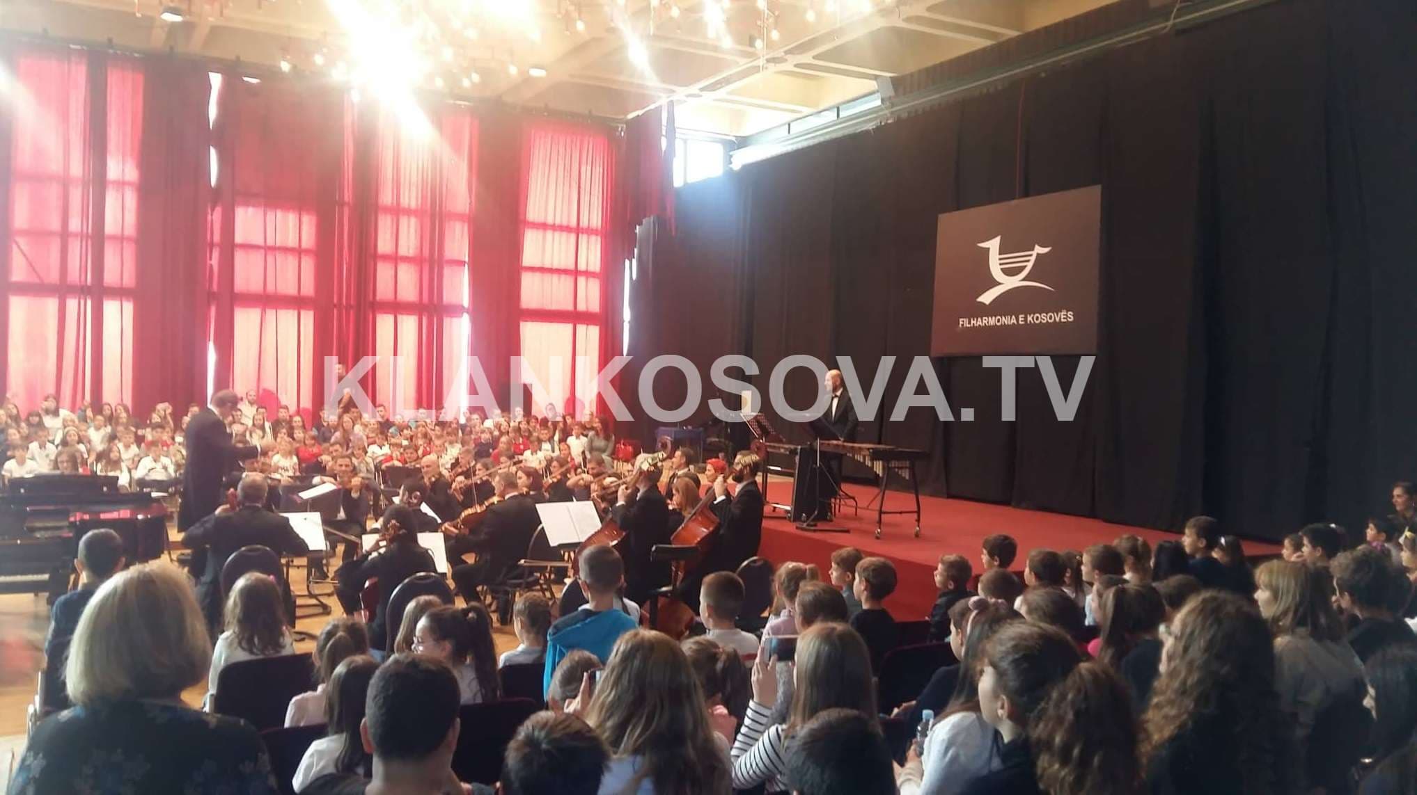 Filarmonia e Kosovës mban koncert kushtuar fëmijëve
