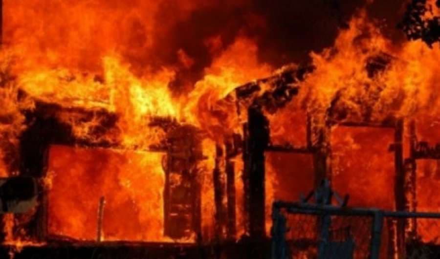 Zjarr në një banesë në Tiranë, vdes 50 vjeçari