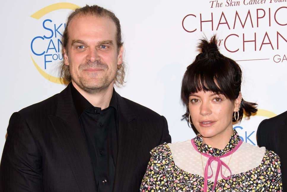 David dhe Lily zyrtarizojnë lidhjen edhe në Instagram (FOTO)