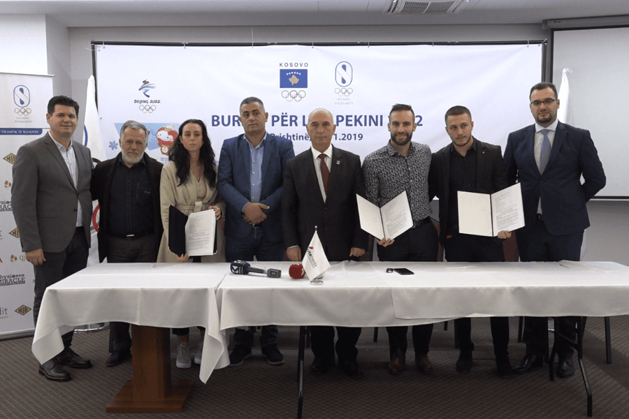 KOK nënshkruan kontratë me tre bursistët për Lojërat Olimpike Pekin 2022