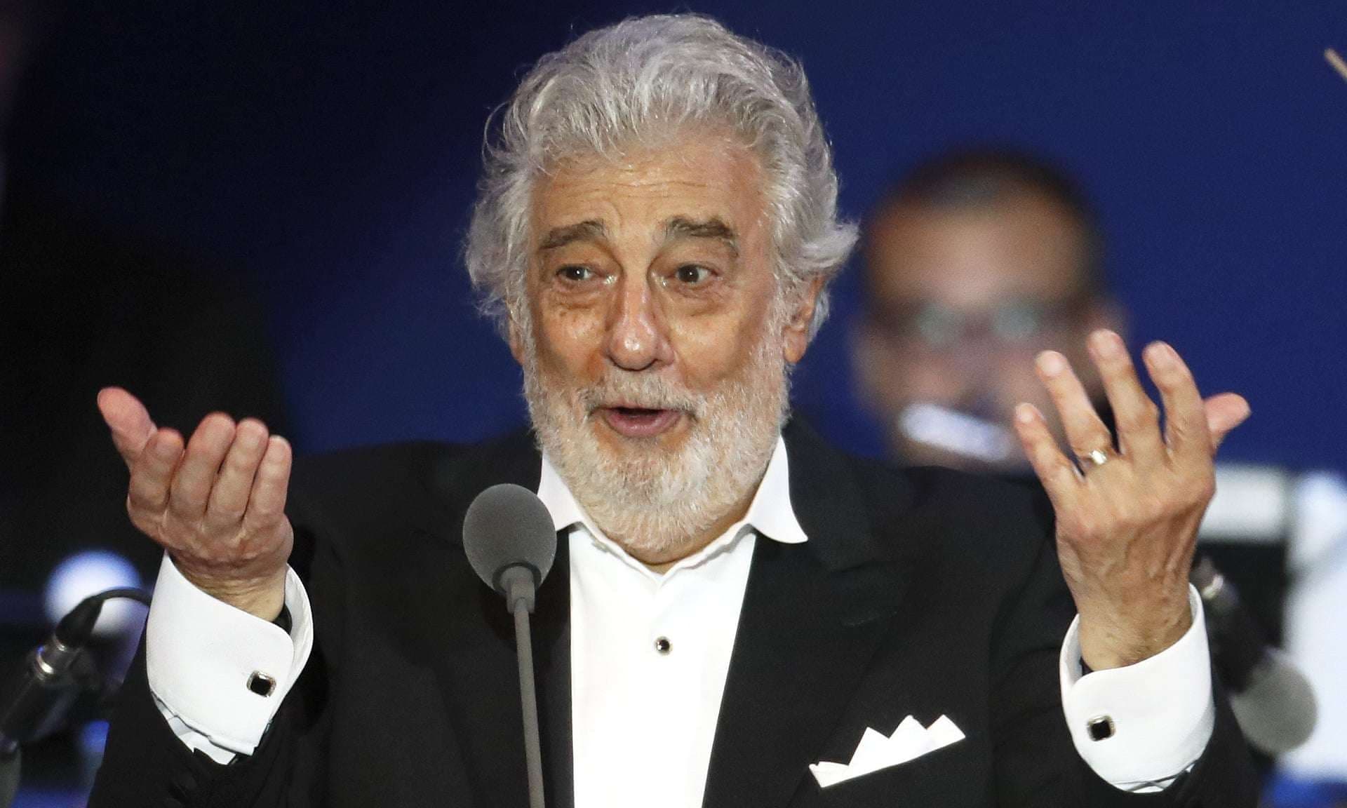 Plácido Domingo ndaj akuzave për ngacmim seksual: “Gjestet e mia ishin fisnike”
