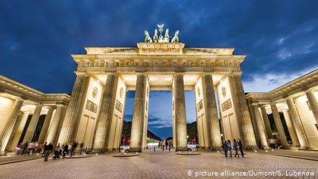 Porta e Brandenburgut, simboli i famshëm i unitetit gjerman