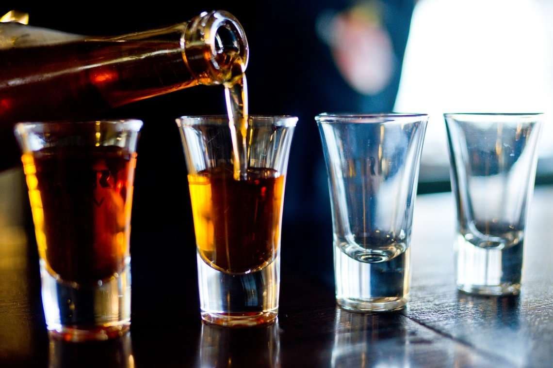 Shqipëria e parafundit për konsumim të alkoolit në Evropë