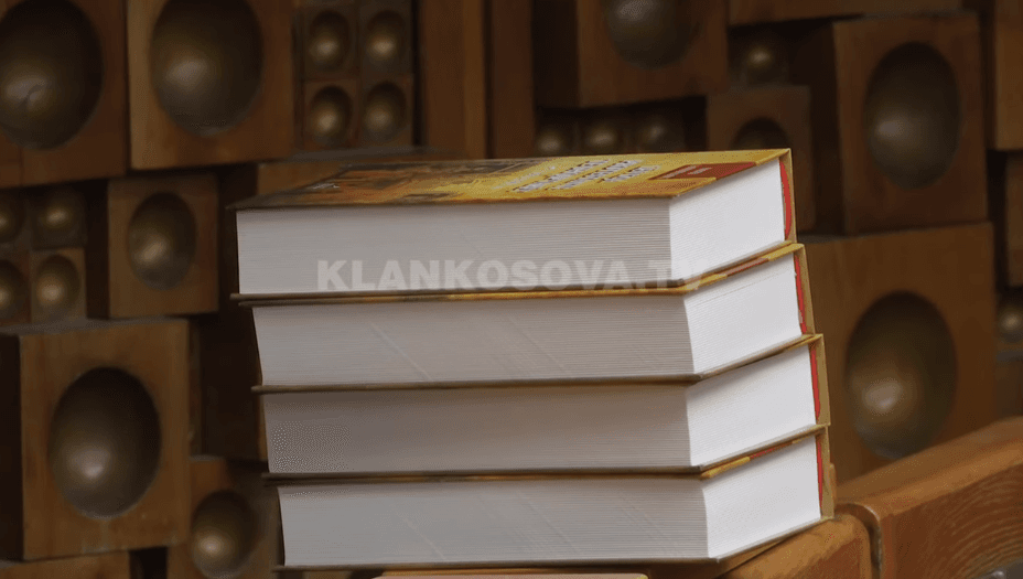 Promovohet libri për kontributin e protestantëve në bërjen e alfabetit (VIDEO)