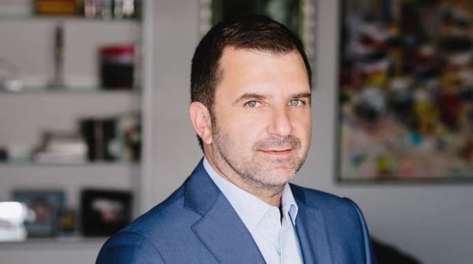 Dështimi i Albinit përballë botës së vjetër