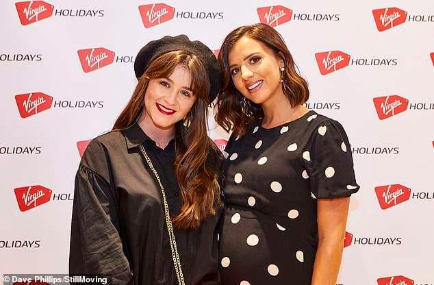 Lucy Mecklenburgh rrezaton në eventin e Liverpool, pret të sjellë në jetë djalë