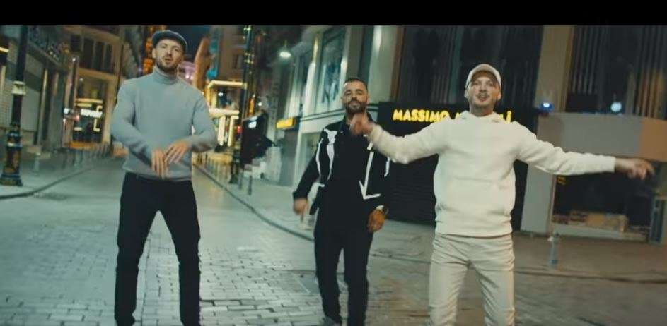 2 Ton publikon këngën e re (VIDEO)
