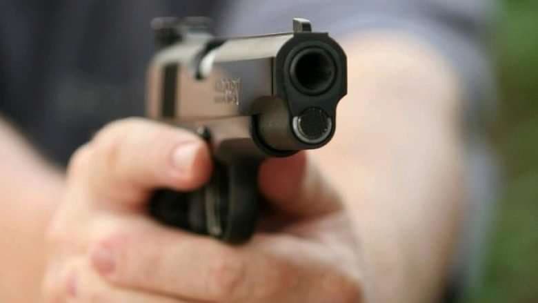 Arrestohet një person në Skenderaj për një rast tjetër për të shtëna me armë zjarri