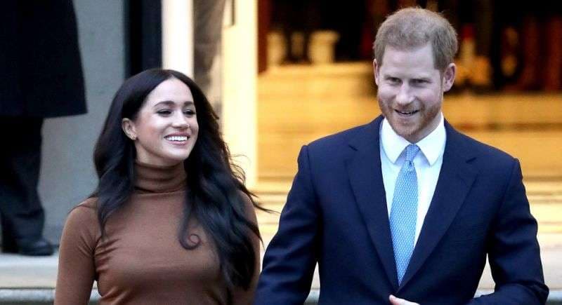 Harry i bashkohet Meghanit në Kanada