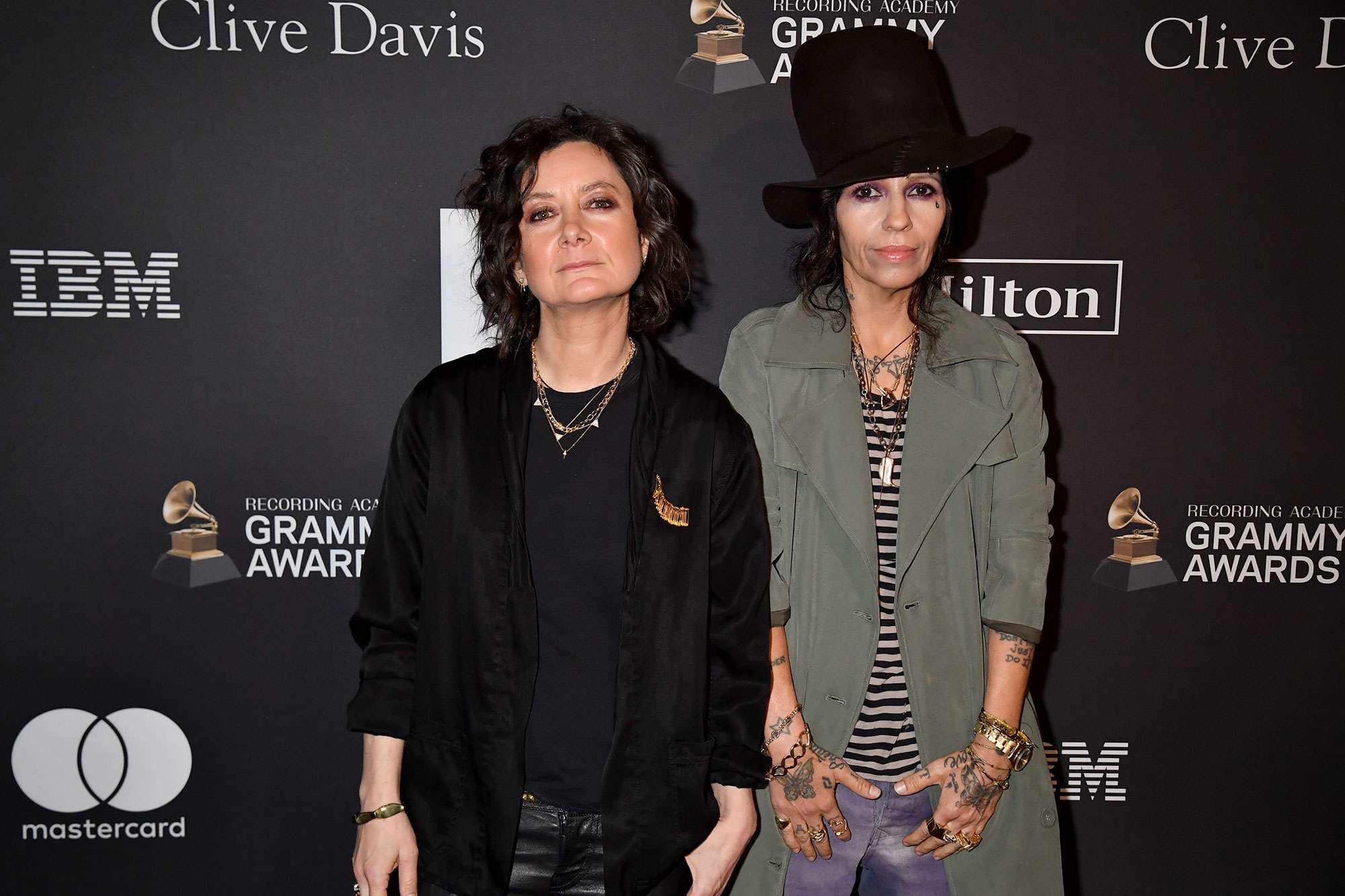 Linda Perry bën paraqitjen e parë në publik që nga ndarja me gruan