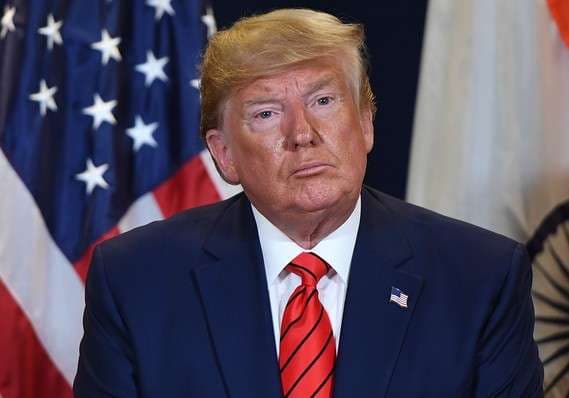Trump paralajmëron amerikanët që të përgatiten për “javën më të rëndë” të pandemisë me koronavirus