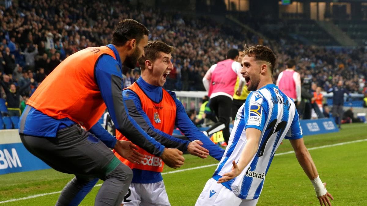 Januzaj me super gol kundër Valencias