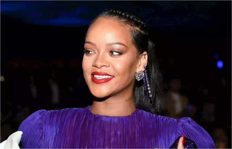 Rihanna me një fjalim emocionues (VIDEO)