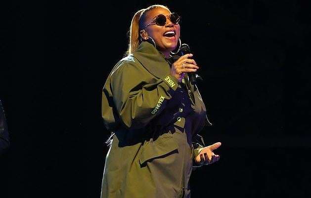 Queen Latifah nderon Kobe Bryant me performancën e fundit (VIDEO)