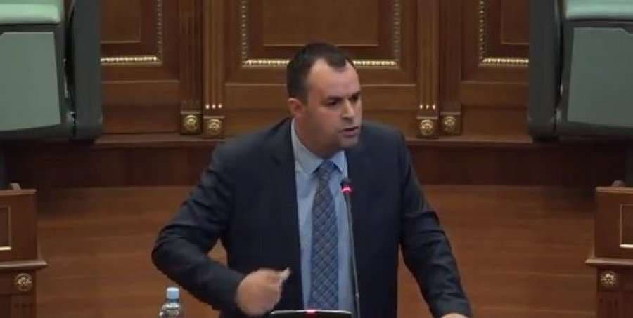 Demaliaj e quan “spec” deputetin e VV-së