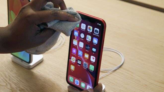 Apple merr gjobë rekord prej 1.1 miliardë euro në Francë