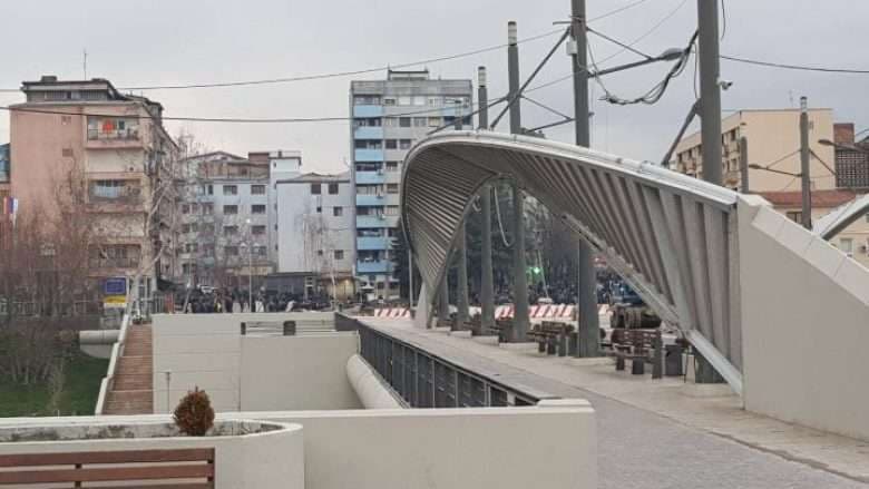 Dy raste me koronavirus në veri të Mitrovicës