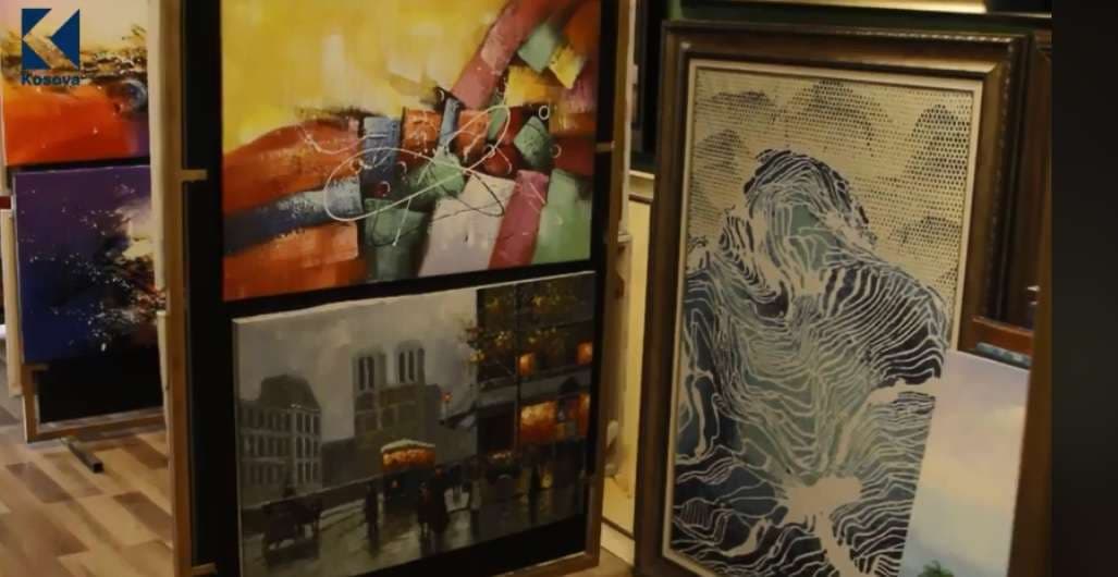 Punimi i kornizave, art në vete (VIDEO)