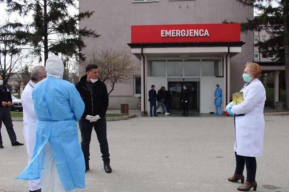 Haziri viziton Klinikën Infektive: S’ka asnjë rast të dyshimtë me Covid-19
