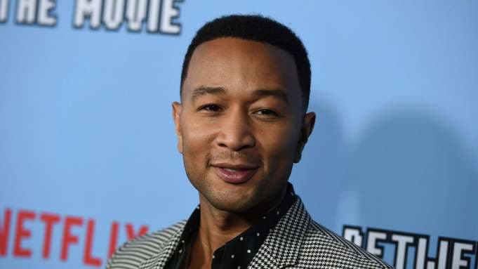 John Legend me koncert online