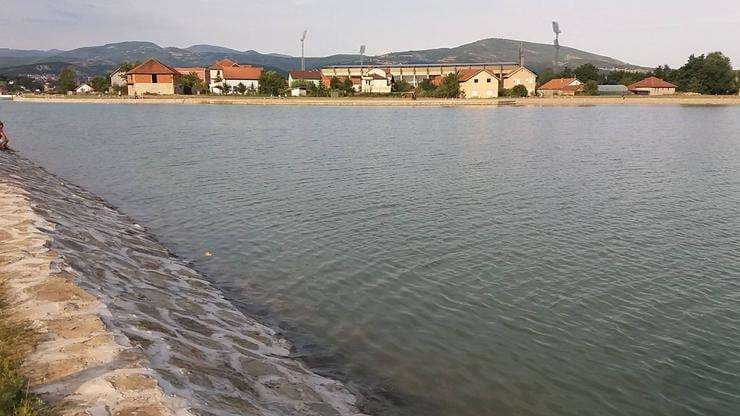Shtabi Emergjent i Mitrovicës ndalon hyrjen e qytetarëve te Liqeni Akumulues