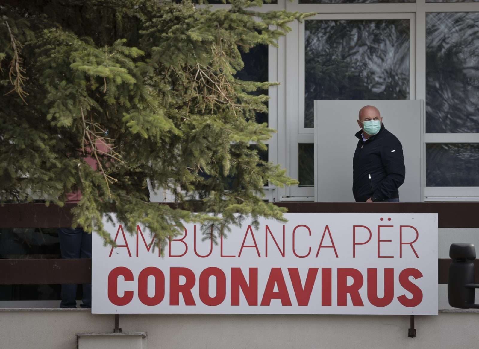 Këto janë kategoritë që iu lejohet të lëvizin brenda e jashtë karantinës