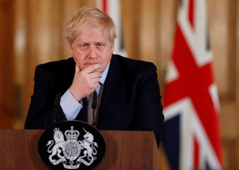 Boris Johnson po shërohet nën kujdesin intensiv