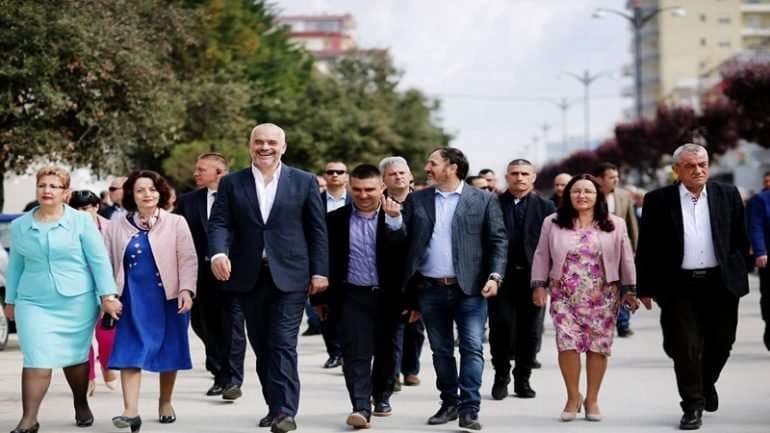 Shërohet nga koronavirusi djali i deputetes shqiptare