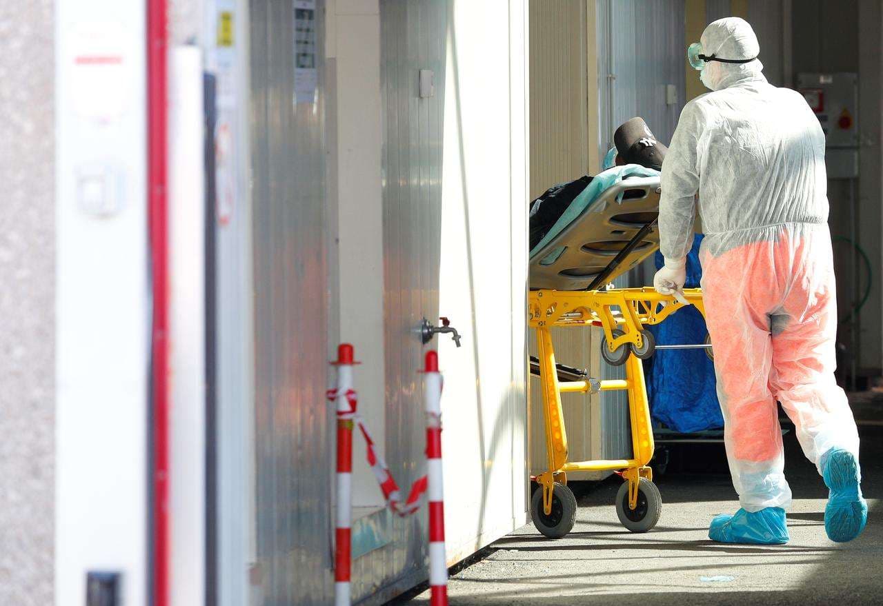 Numri i vdekjeve në Itali rritet, por numri i rasteve të reja bie ndjeshëm