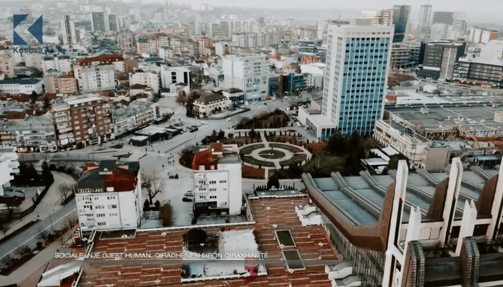 Një gjest human: Qiradhënësi liron qiraxhinjtë në Prishtinë (VIDEO)