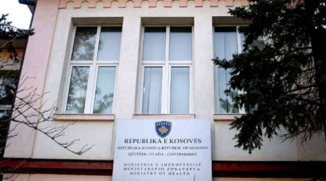 MSh: Suspendohen tre kirurgët, shkarkohet anëtari i bordit të ShSKUK-së