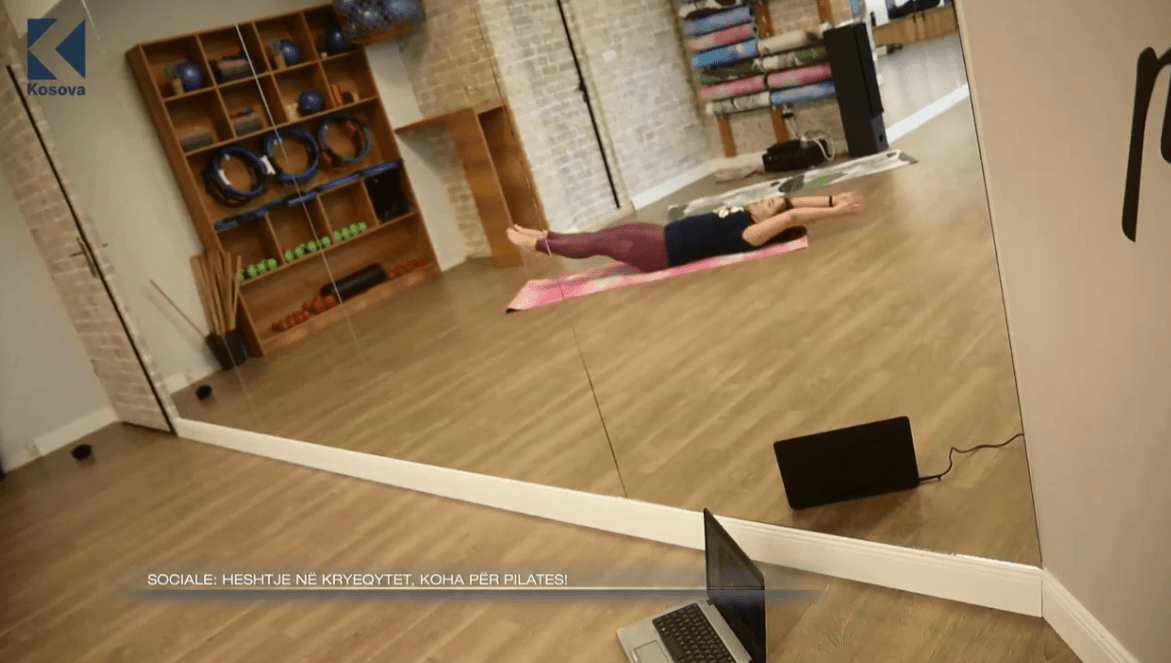 Heshtje në kryeqytet, koha për pilates (VIDEO)