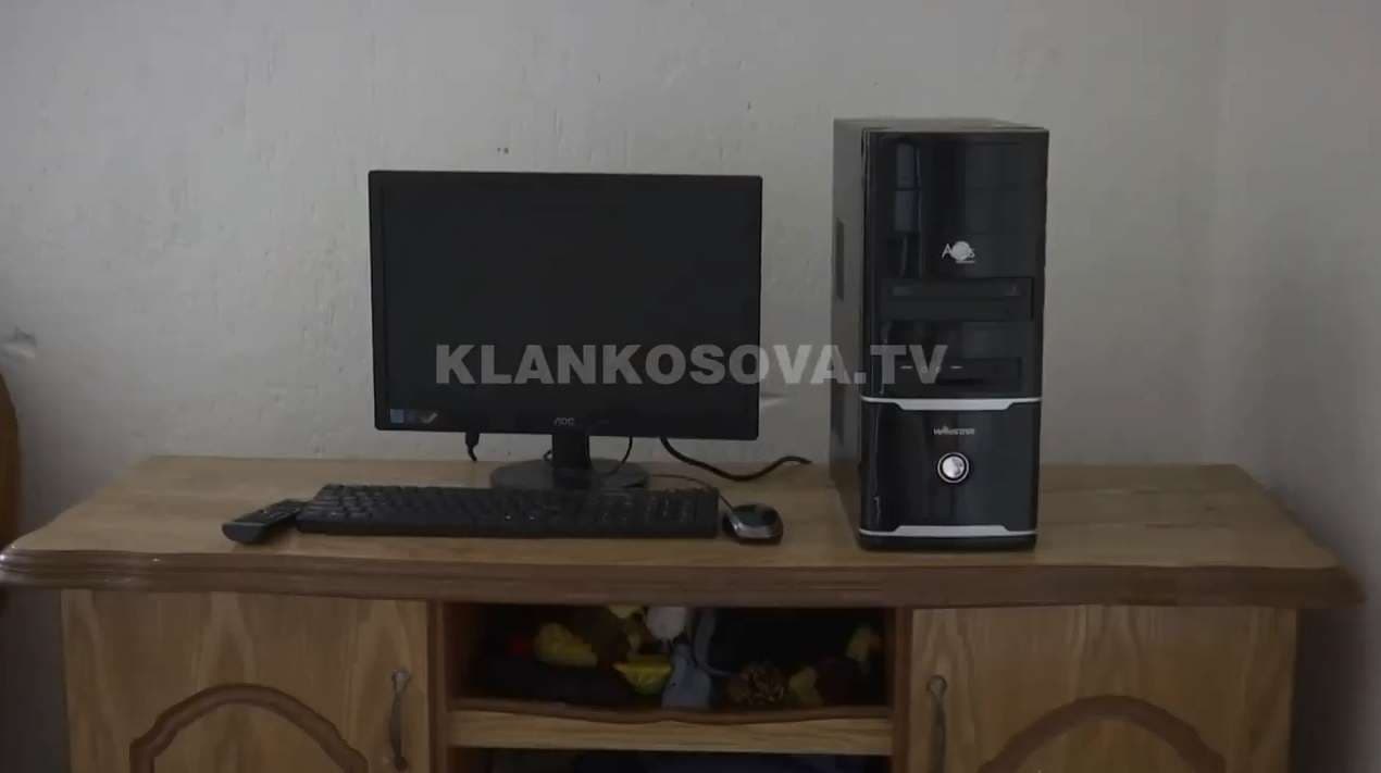 Komuna e Kamenicës ua huazon nxënësve kompjuterët (VIDEO)