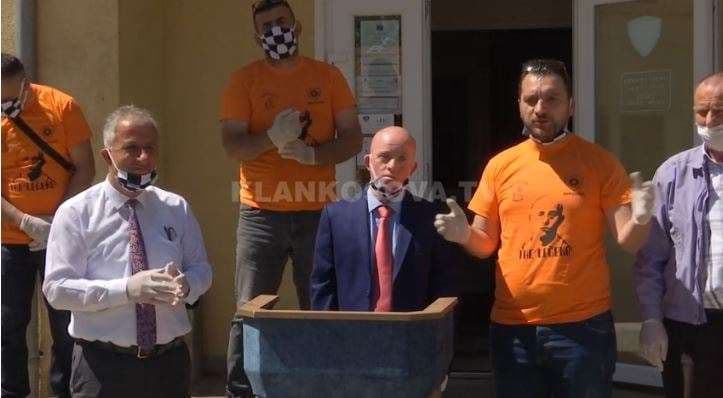 Suhareka feston ditëlindjen e Kobës (VIDEO)