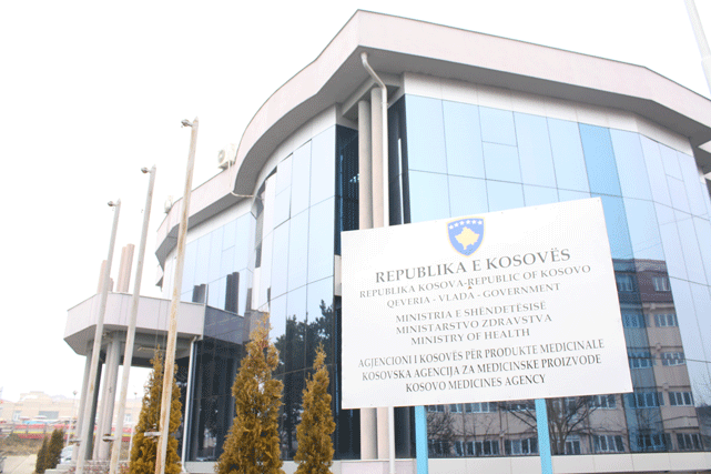Ministria e Shëndetësisë sqaron se a duhet ta kenë mërgimtarët testin PCR