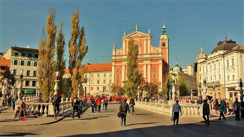 Sllovenia, shteti i parë europian që shpall fundin e pandemisë Covid-19