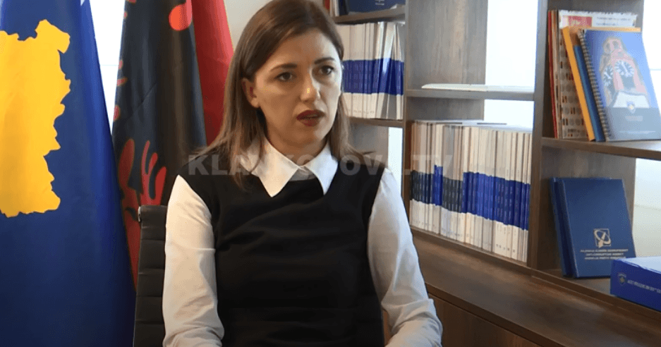 Haxhiu jep detaje për shkarkimin e drejtorëve të burgjeve në Pejë e Prizren, tregon kur hapet konkursi