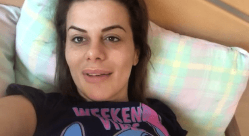 Big Mama e zonja edhe në punët e shtëpisë (VIDEO)