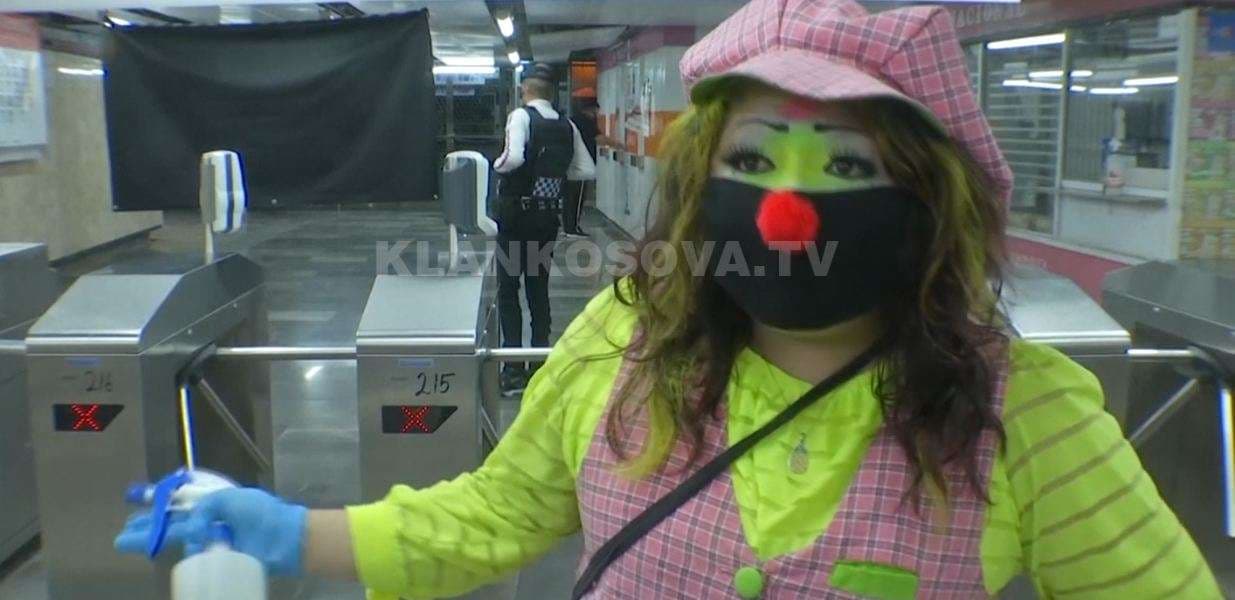 Klounët në Meksikë në aksion në luftën ndaj Covid-19 (VIDEO)