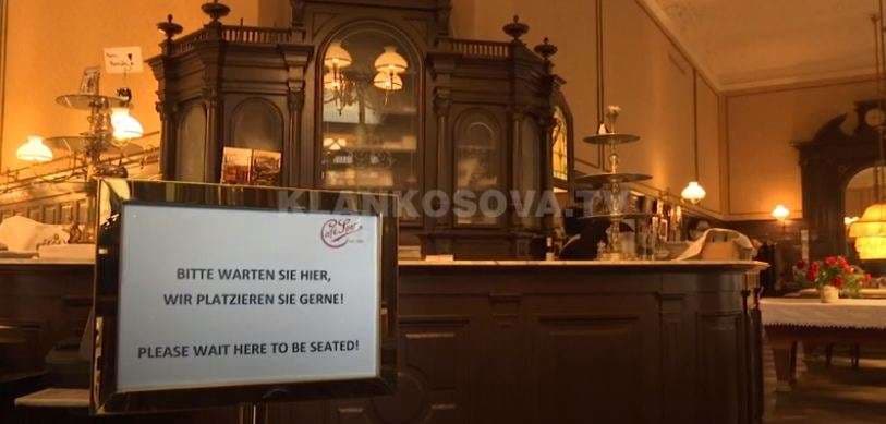 Vjena hap dyert e kafeneve dhe restoranteve (VIDEO)