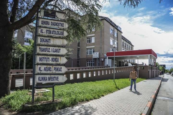 SHSKUK: Kemi mbi 100 pacientë me Covid-19 që kërkojnë kujdes shëndetësor