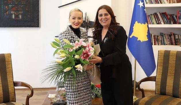 Artistët kosovarë po e prezantojnë kulturën tonë jashtë shtetit